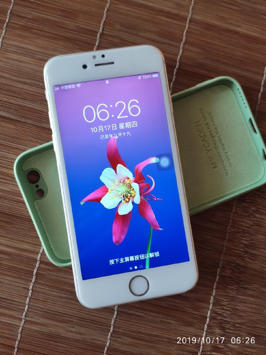 iPhone6s64G苹果手机银白色，国行正品，成色如图，