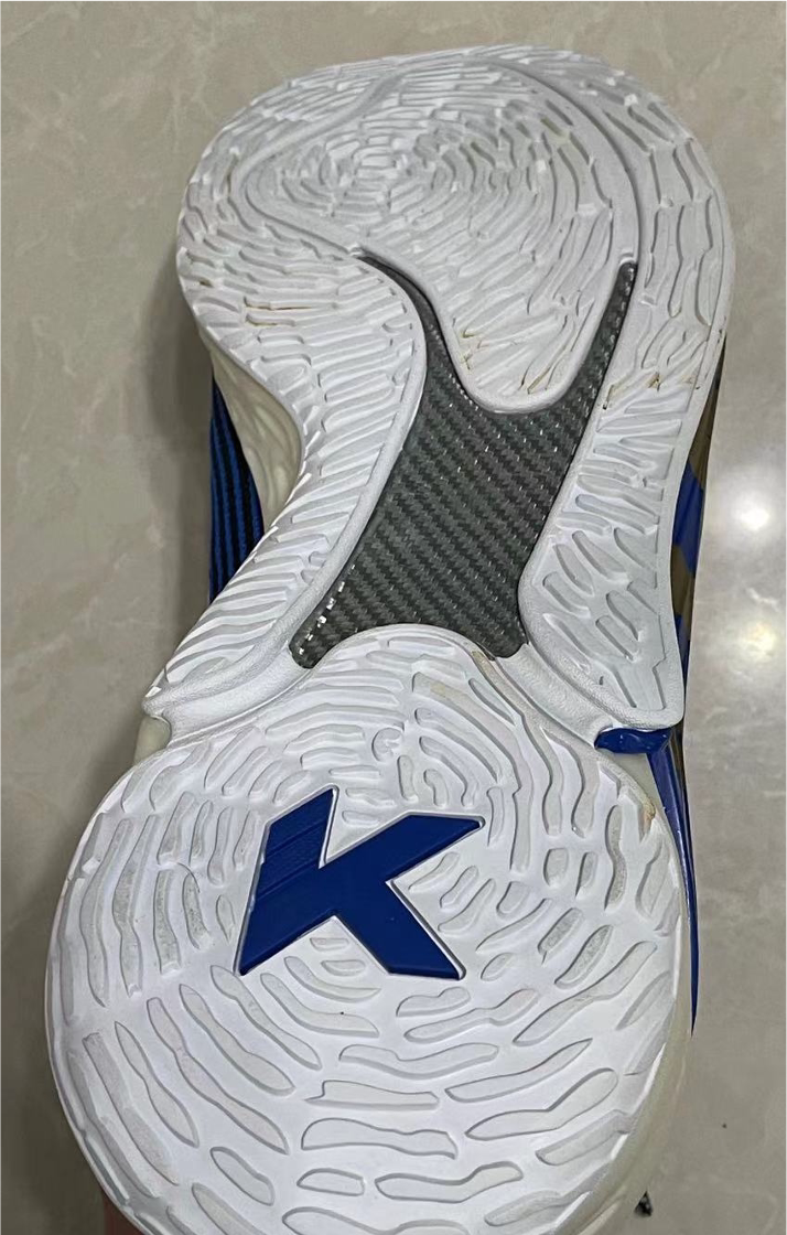 【体育赛事】克雷汤普森kt签名pe(别注款,真碳板,无logo)