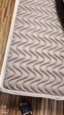 都来说说看金橡树乳胶床垫怎么样?到底哪里好用呀?