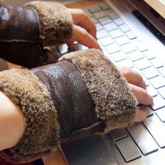 女冬女士手套羊皮毛一体手套羊毛半指手套冬季保暖电脑真皮手套