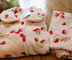 春秋季款 日韩中厚米白底草莓 长袖珊瑚绒女士睡衣2件套装家居服