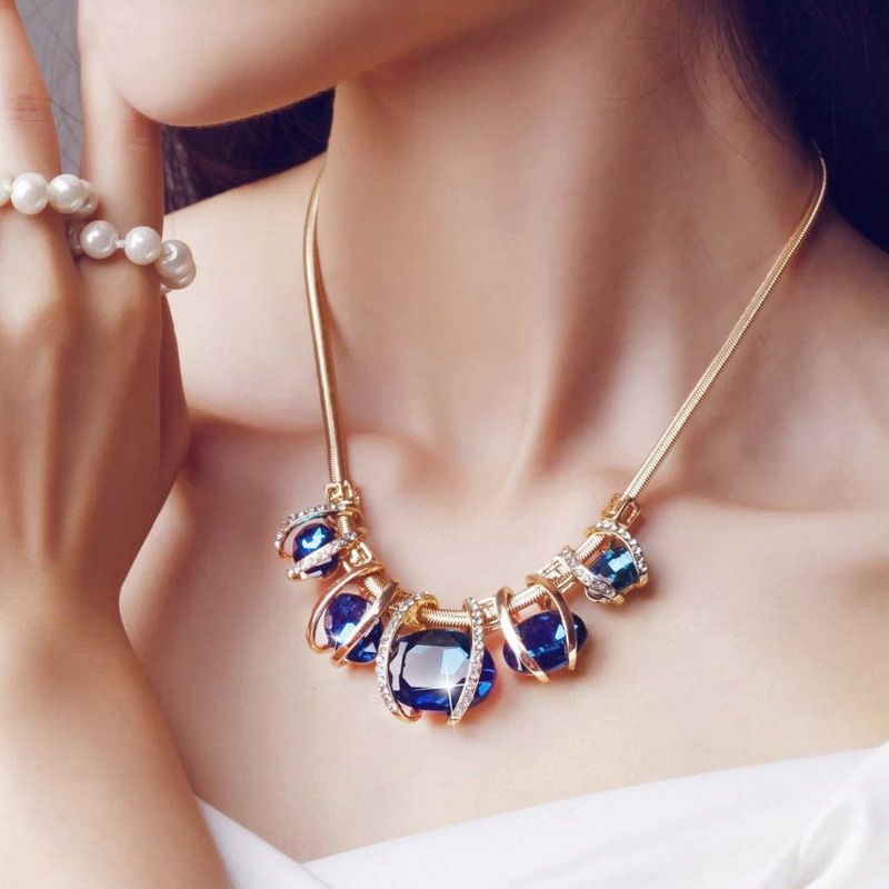 韩国夸张装饰项链 女 配饰秋冬锁骨链毛衣链短款挂件饰品水晶吊坠