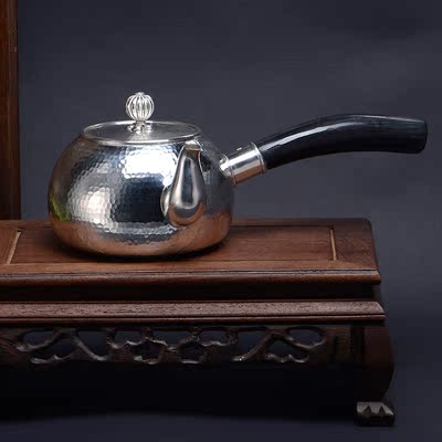 寸发标大师亲制牛角手柄纯银茶壶 024