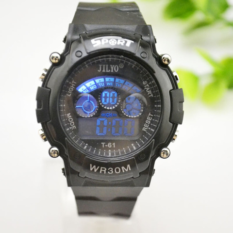 学生运动电子表 青少年夜光防水跑步男表 男士时尚潮流帅手表