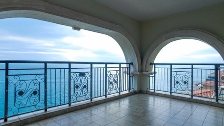 深圳南澳·海景8房联排别墅