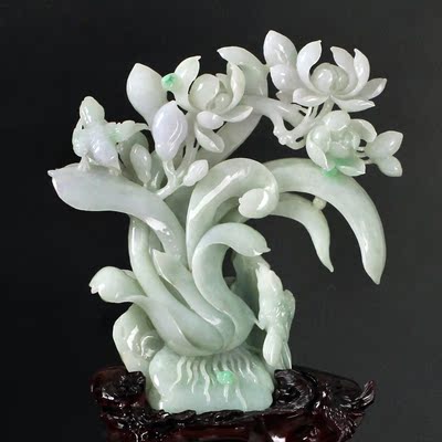 冰润精巧兰花翡翠摆件1401.04g
