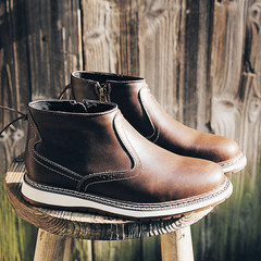 冬季马丁靴男士真皮沙漠靴英伦中高帮切尔西靴子复古潮流工装靴子