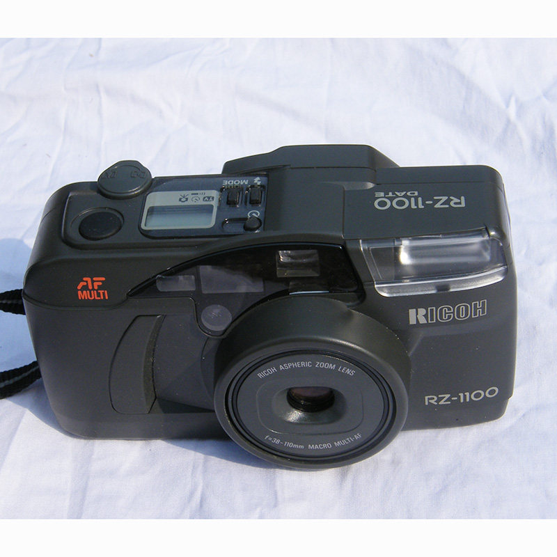 日本理光rz-1100 135胶卷相机长焦相机收藏版军绿色胶卷的