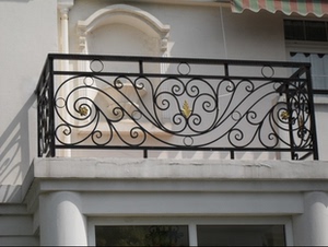 欧式铁艺护栏栏杆阳台防护栏围栏楼梯立柱扶手窗户隔断墙飘窗护栏