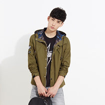 美特斯邦威2015秋装新款男科技面料连帽茄克吊牌价299