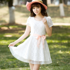 意讯夏装新款韩版甜美小清新学生短袖连衣裙甜美少女蕾丝公主裙