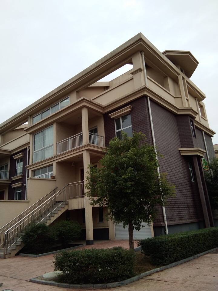 【变卖】临沂市沈泉庄社区c区2栋c24号住宅房产