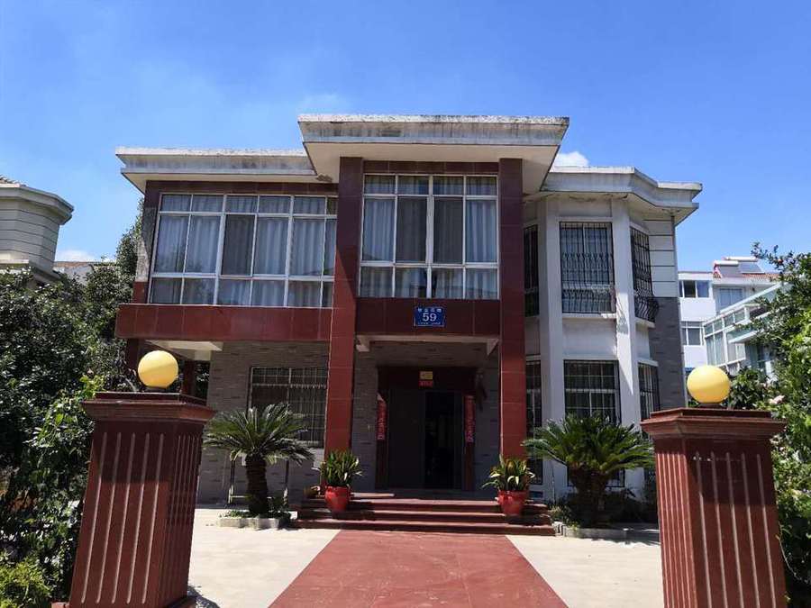 【第一次拍卖】江阴市南闸镇紫金花园59号房地产(含装潢) 不限购不