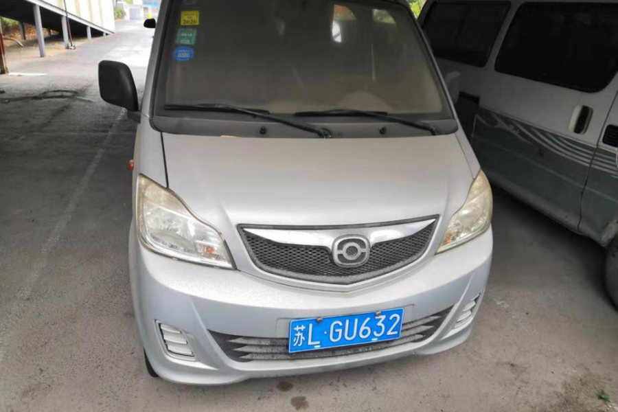 (破)车牌号为苏 lgu632 奥路卡牌小型面包车一辆当前价061.