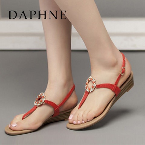 Daphne/達芙妮夏季新款 時尚低坡跟水鑽簡約女涼鞋1015303019