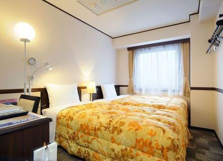 东京八王子车站北出口东横酒店
