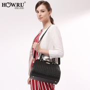 2015 winter season new style bag fashion handbag Korean version of the stereotypical embossed laptop Messenger bag