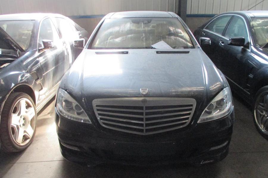 【第一次】大连海关罚没劳伦士轿车s500l