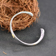 Thai silver bracelet s925 silver elegant European fashion wind woman simple atmospheric opening bracelet