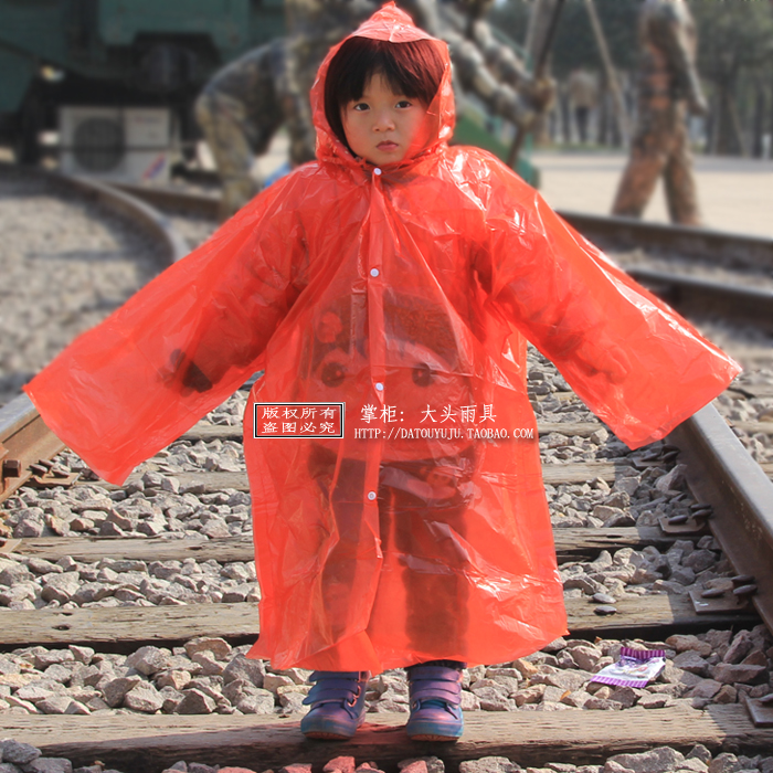 全新料纽扣一次性雨衣儿童户外登山学生上学雨披加厚旅游便携旅行