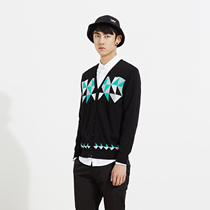 美特斯邦威2015秋装新款男几何图形毛织开衫吊牌价199元