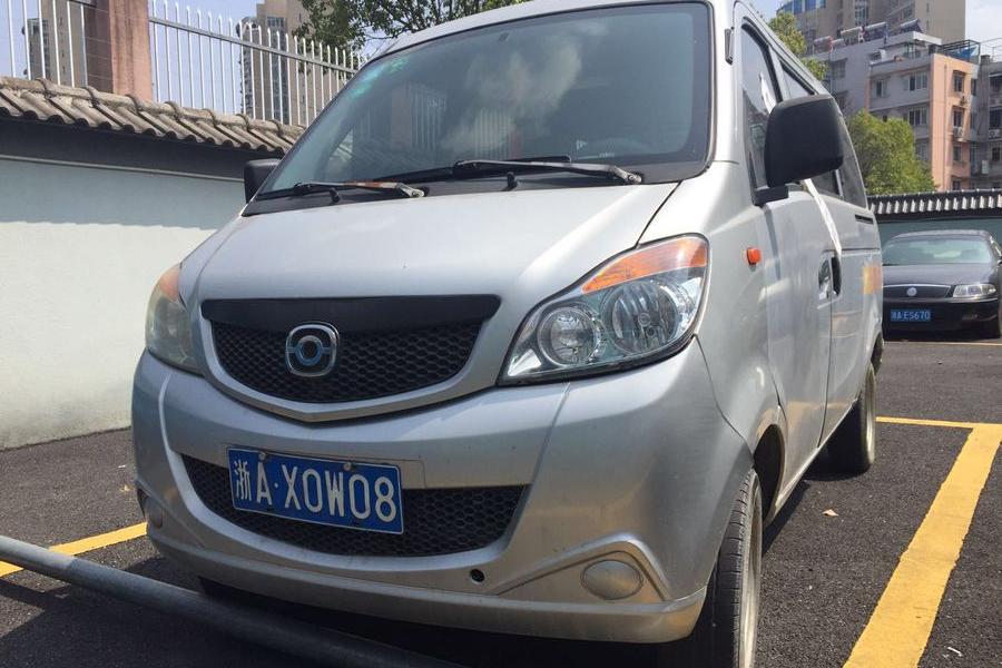 【第一次拍卖】车牌为浙ax0w08奥路卡牌(海马福仕达面包车) 小型普通