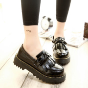 Spring of 2016 new round Britain air retro shoes tassel sets foot shoes women's platform platform women shoe