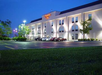 (HAMPTON INN BY HILTON TORONTO-)
