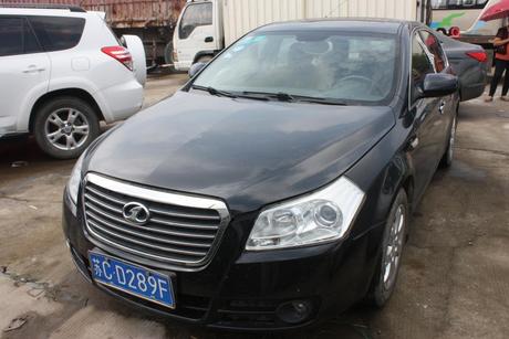 【第一次拍卖】苏cd289f(红旗牌ca7204mt4)小型轿车