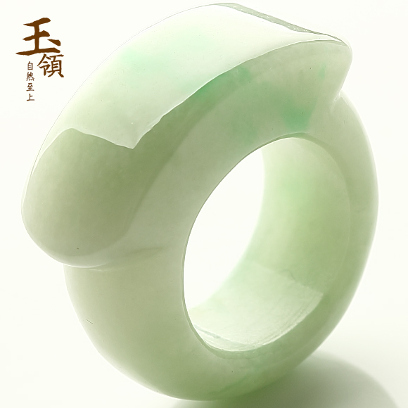 正品玉领翡翠A货 冰糯种清亮阳绿马鞍面扳指 玉扳指 005在类目 珠宝/钻石/翡翠/黄金, 翡翠(新), 戒指/指环中 - 来自Buy2taobao.com提供专业的淘宝代购服务