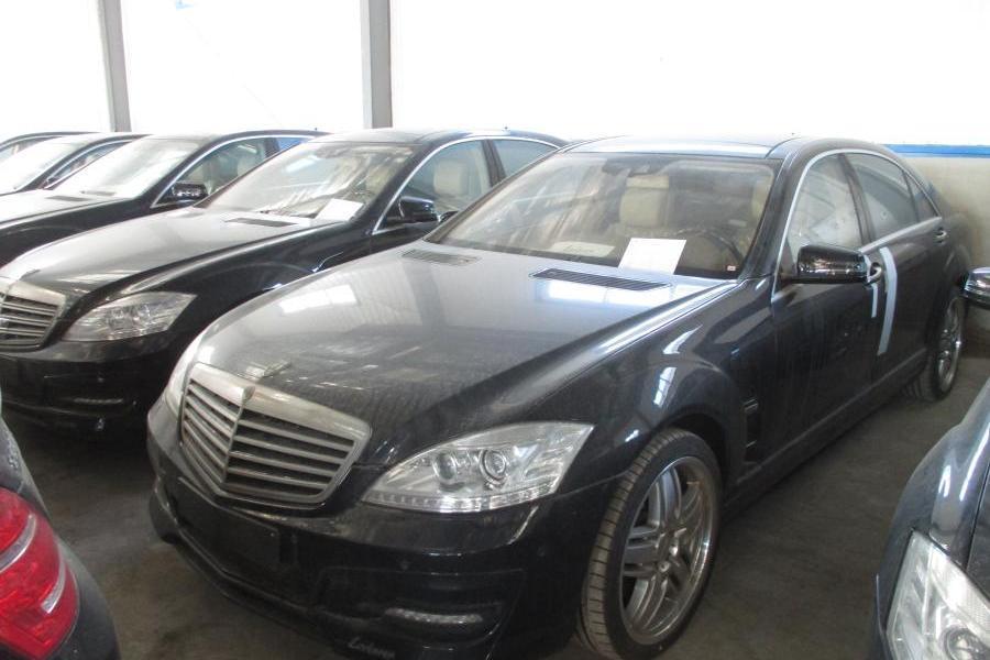 【第三次】大连海关罚没劳伦士轿车s500l