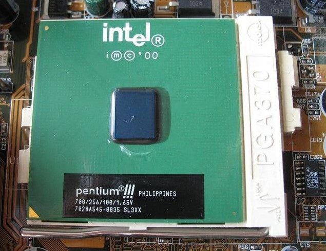 intel pentium iii 700mhz/256kb/100mhz sl3xx sl4ch sl45y