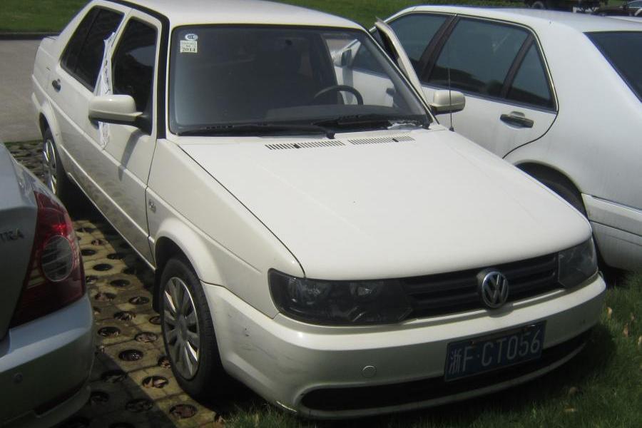 【第一次拍卖】牌号为浙fct056捷达牌fv7160fg型小型轿车一辆