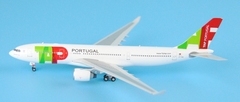 Phoenix 11164 葡萄牙航空 A330-200 70周年 1:400