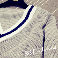 2016秋冬新款韩版V领短款套头毛衣 宽松针织衫女装大码长袖打底衫