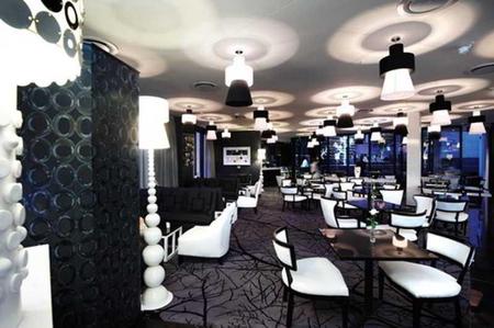 DaVinci Hotel on Nelson Mandela Square