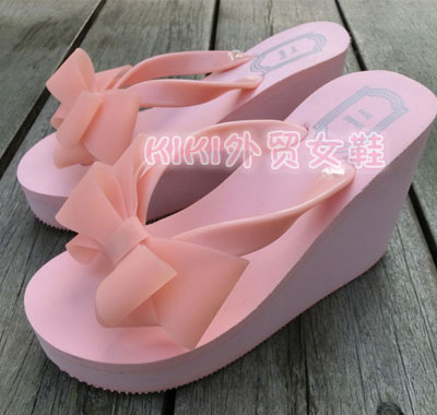 32 33 34-40 code 41 Pink jelly bow With slope flip flops High-heeled sandalsin the Women's Shoes, slipper, flip flops category - from Buy2taobao.com to provide professional Taobao agent buy service