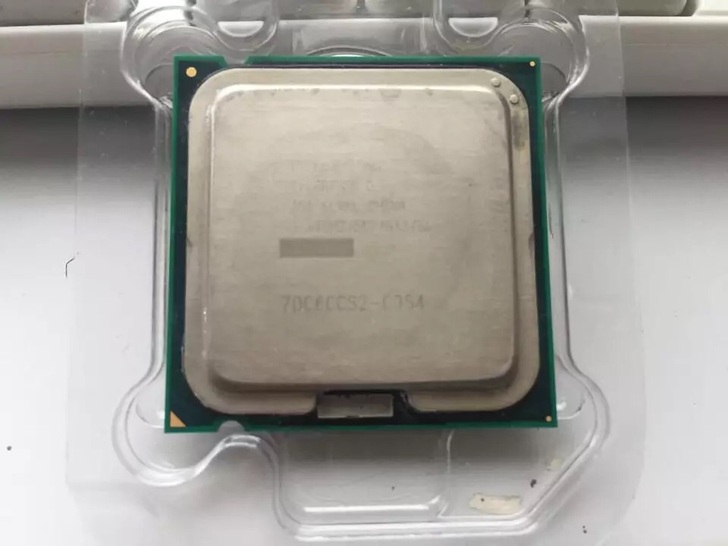 电脑CPU，赛扬D356，775针