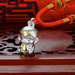 纯银猴子吊坠十二生肖猴子 S999足银饰品 3D硬银本命年红绳挂坠