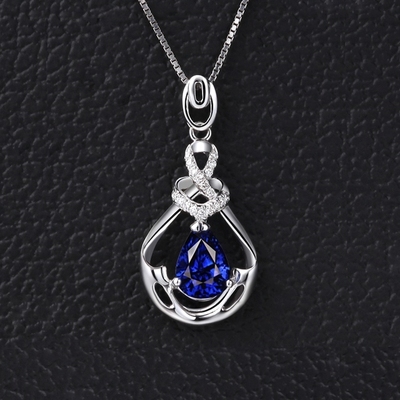 53ct 0.06ct天然水滴形蓝宝石镶钻吊坠2.5g 不含链 市价2.8万