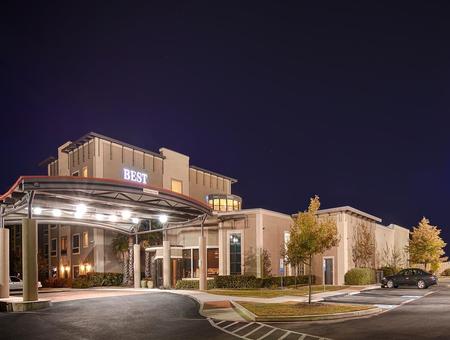 贝斯特韦斯特普拉斯阿特里套房酒店
