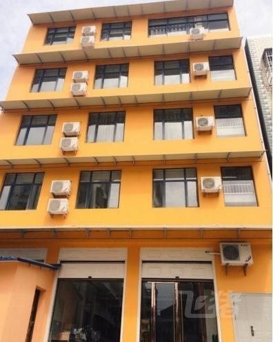 潜江双安假日酒店(江汉艺术学校店)