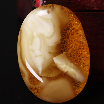 高品质天然蜜蜡琥珀挂件 精选天然半蜜半珀挂件