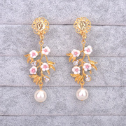 Good pretty retro flower wedding jewelry brides earrings jewelry earrings Europe and versatile decorative earrings ear studs