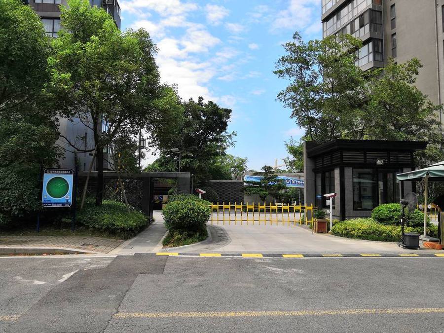 【第一次拍卖】江阴市敔山岭秀52号1202室房地产 不限购不限购