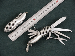 11开 户外折叠 多功能不锈钢小刀具 军刀 野外生存 瑞士军刀
