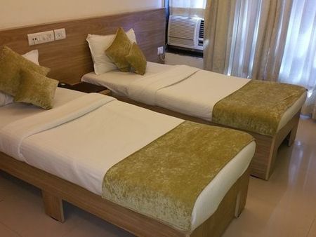 图利普酒店