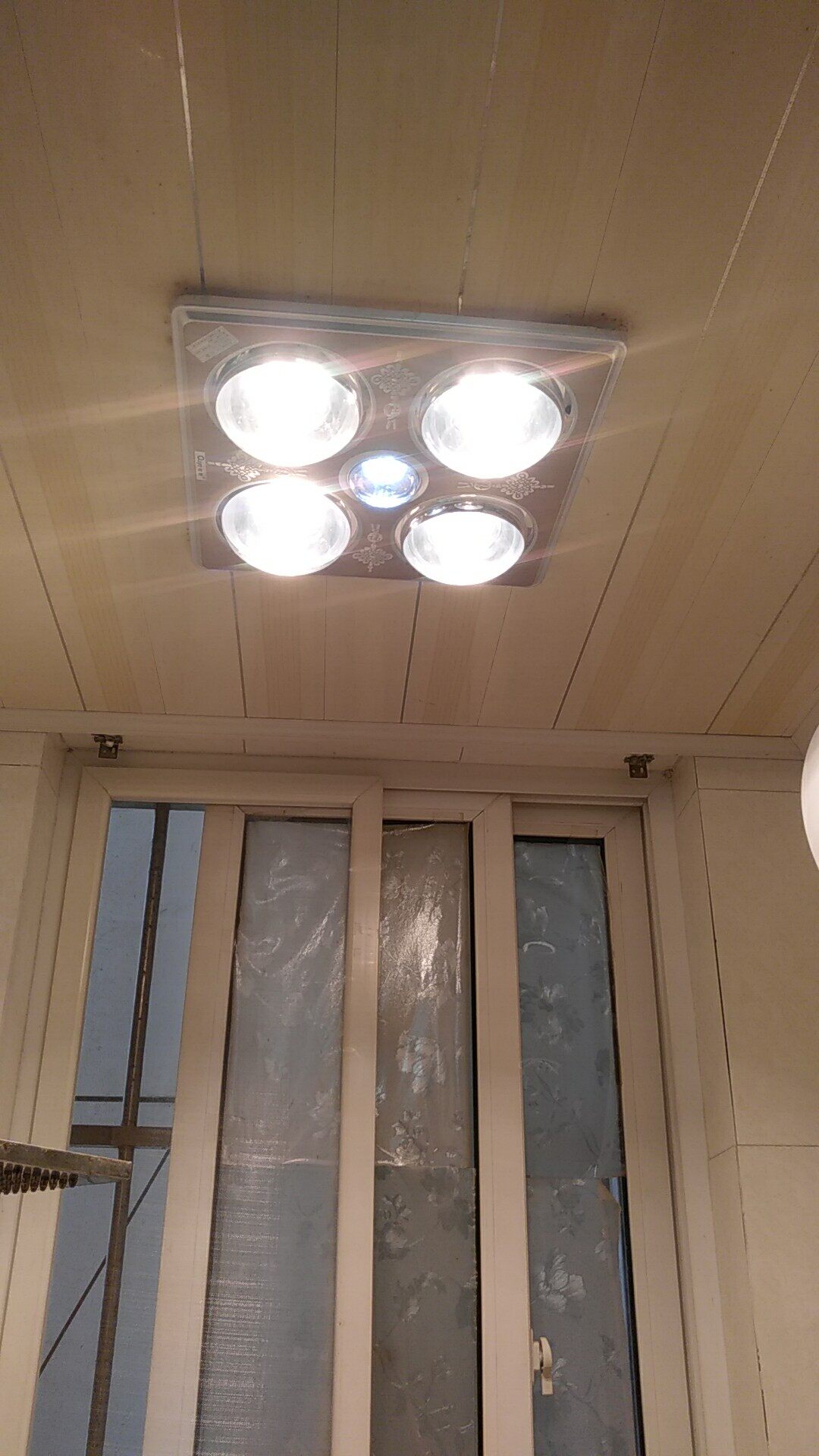 欧野 传统吊顶浴霸评价好不好?