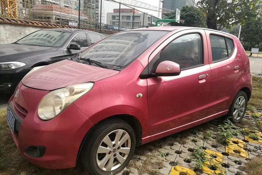 【第一次拍卖】车牌号"桂ejs296"长安牌sc7103小型轿车