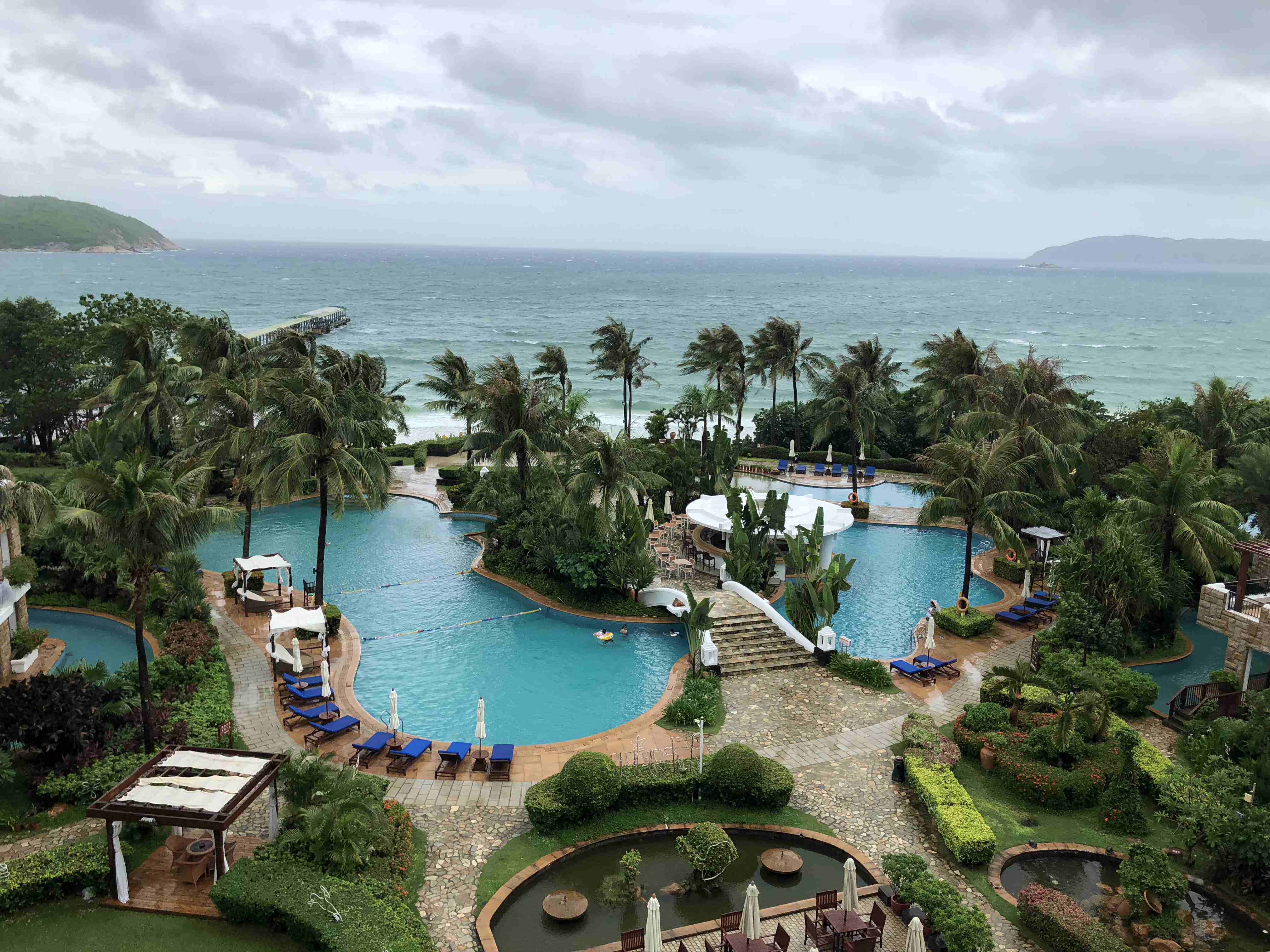 三亚爱琴海精品套房度假酒店